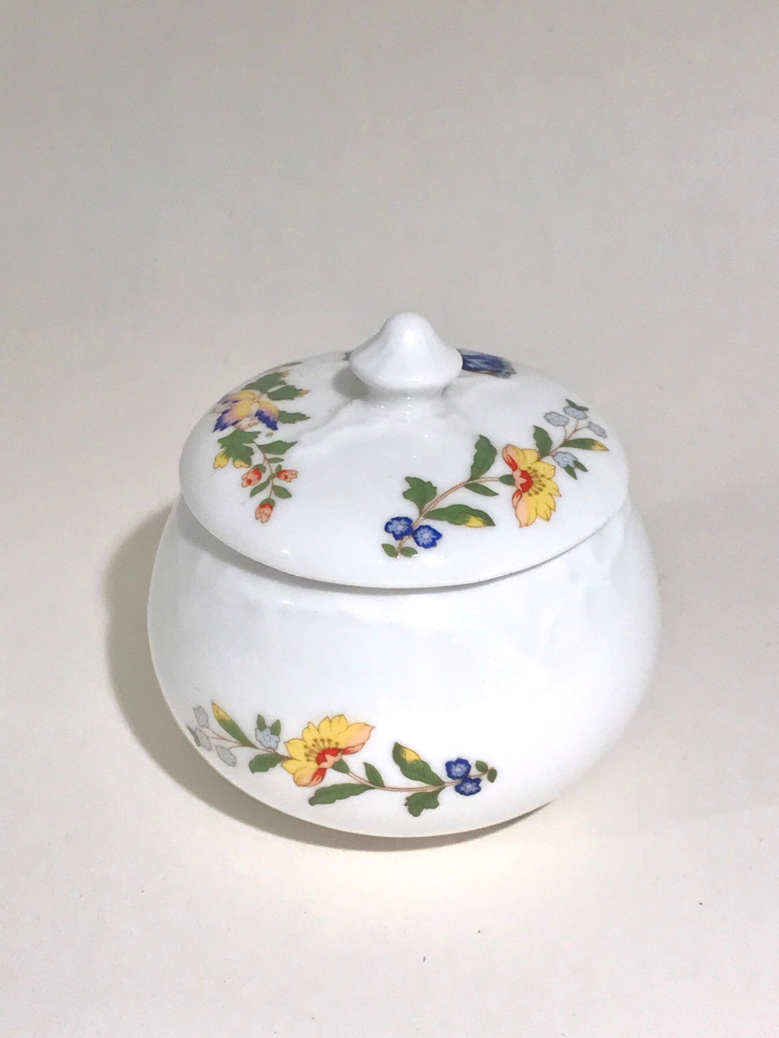 Aynsley Cottage Garden Trinket Box