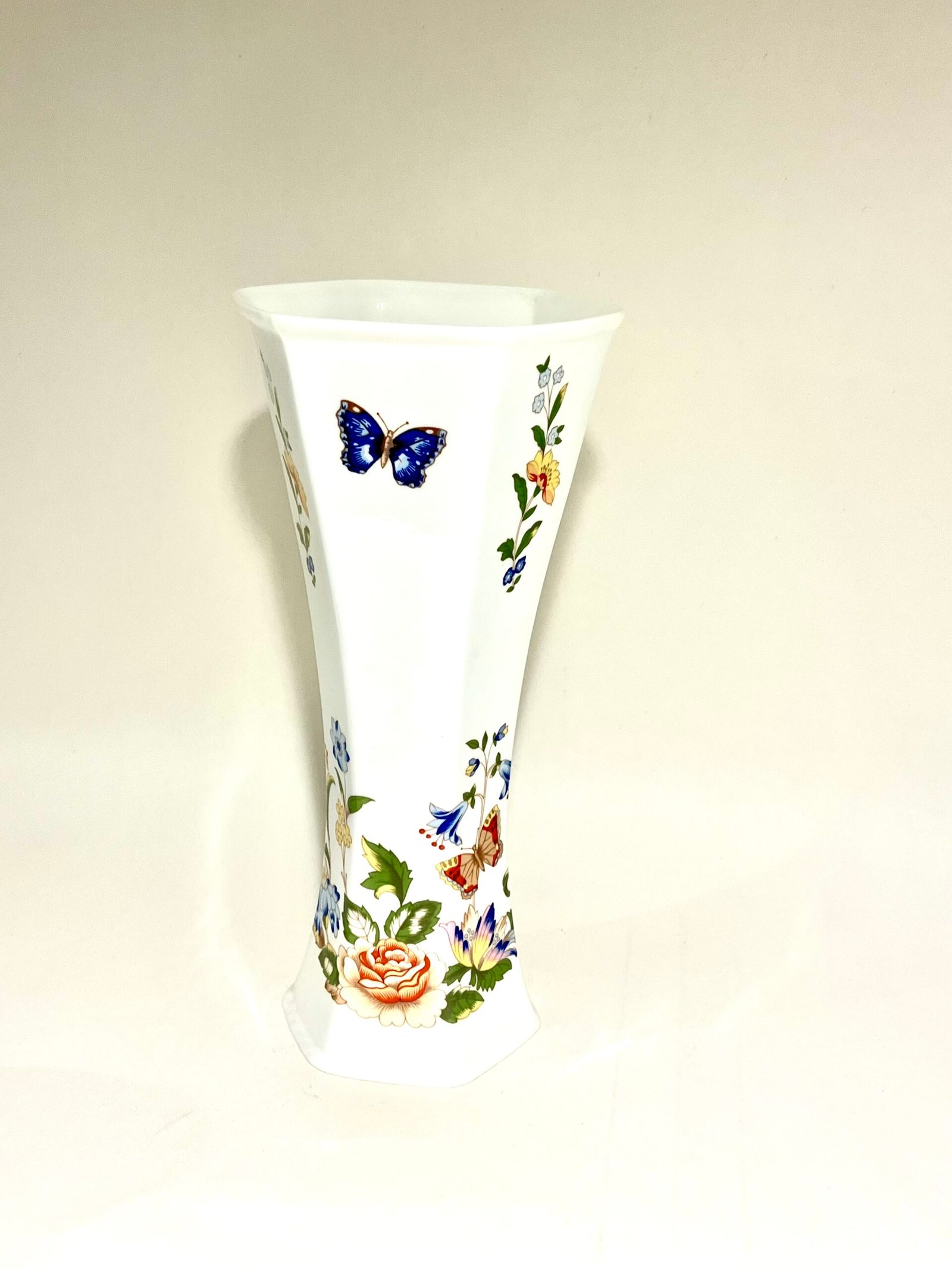 Aynsley Cottage Garden Hexagon Vase