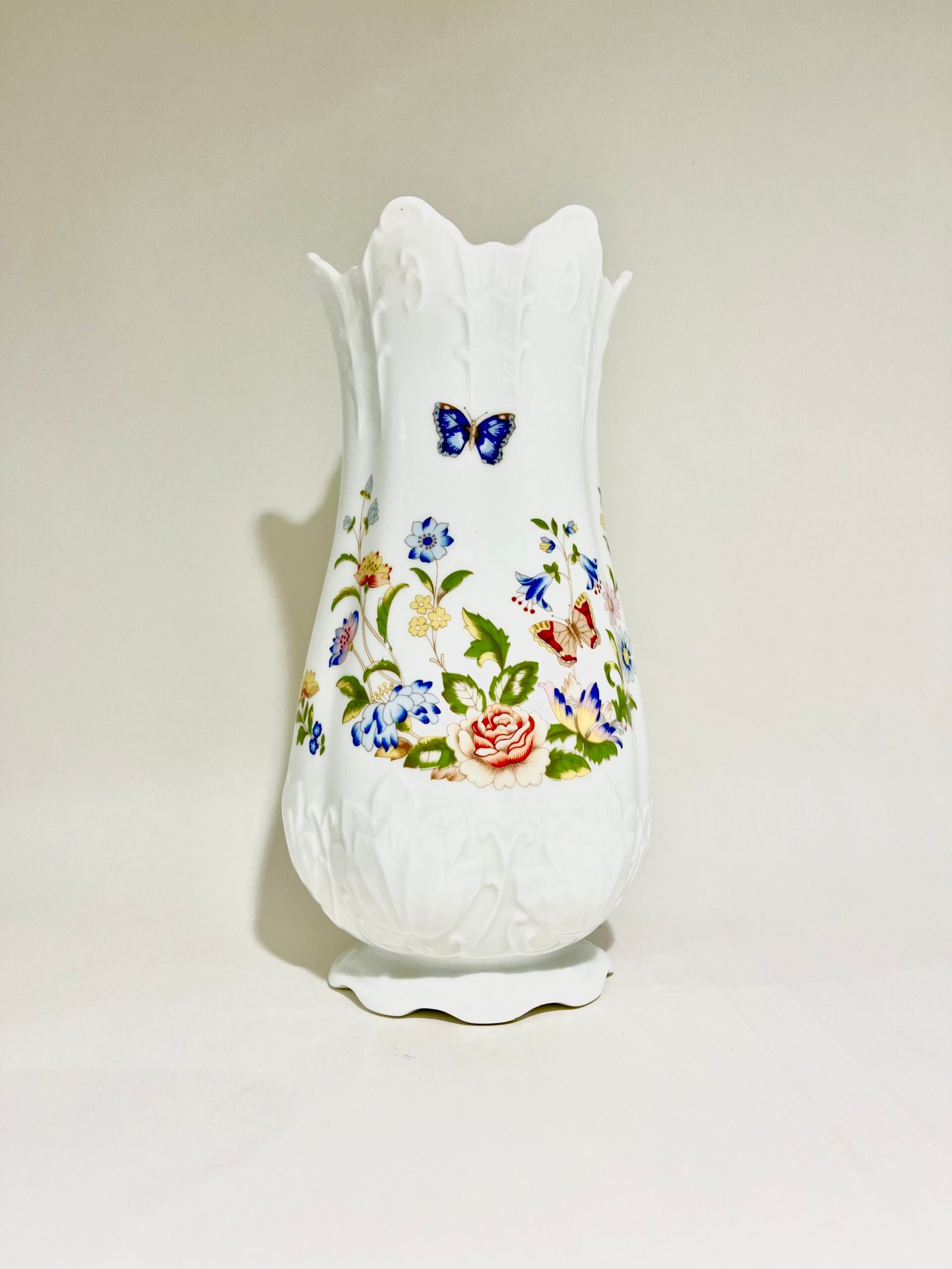 Aynsley Cottage Garden Victorian Vase