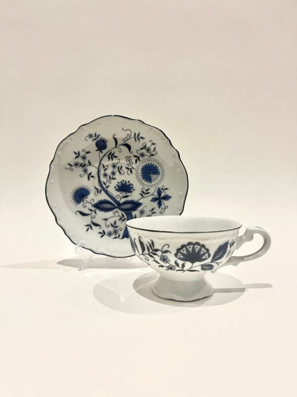 Sone China Made In Japan 3318 Teacup and Saucer