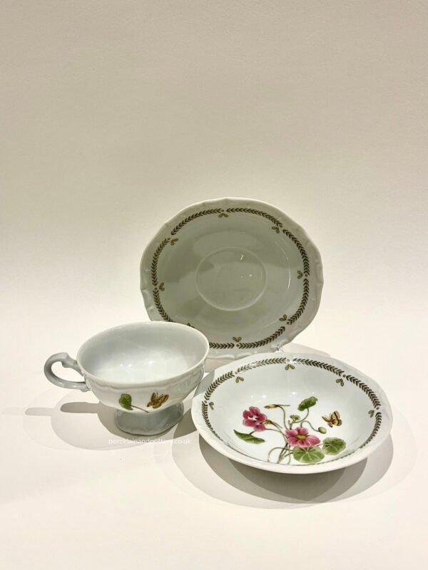 Sone China Made In Japan 5434 Tea Cup, Saucer and Small Bowl - Image 2