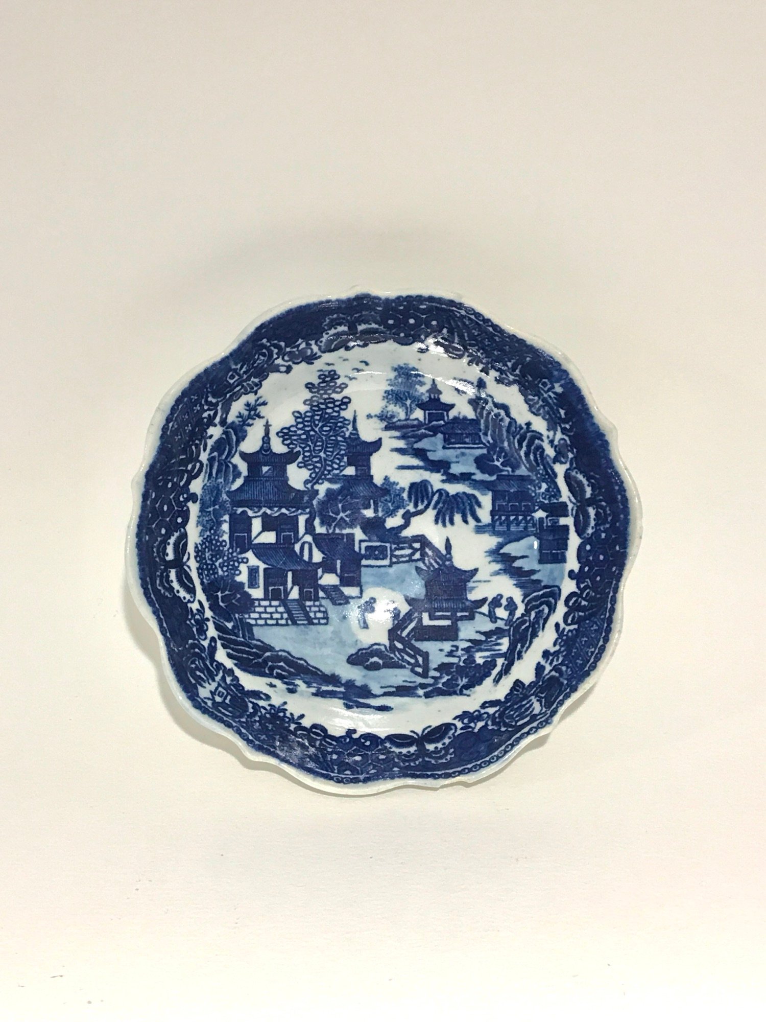 First Period Worcester Porcelain Temple Bowl and Cup - Image 6