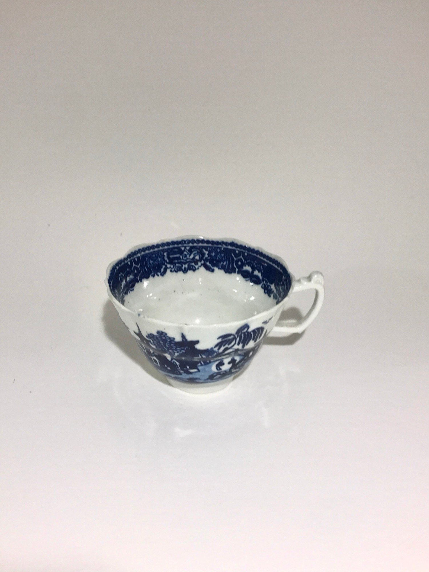 First Period Worcester Porcelain Temple Bowl and Cup - Image 5